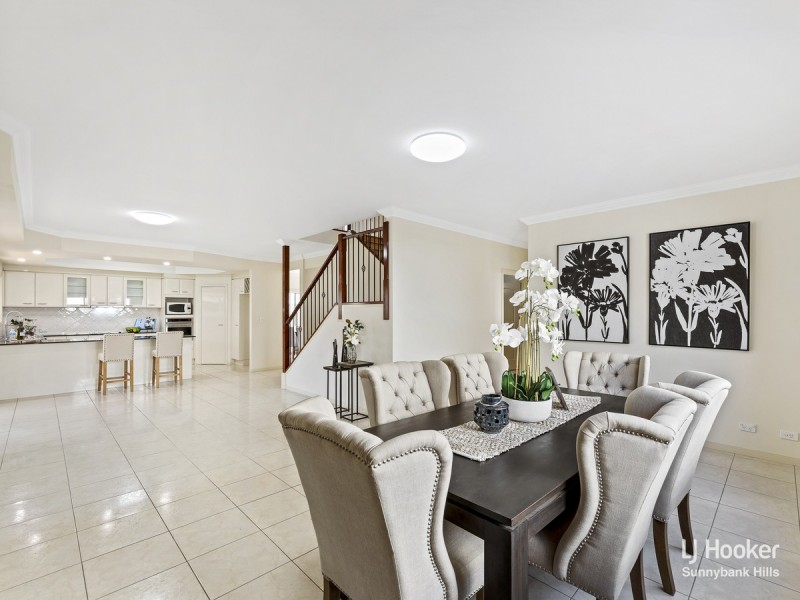 11 Cavallaro Street, Robertson QLD 4109