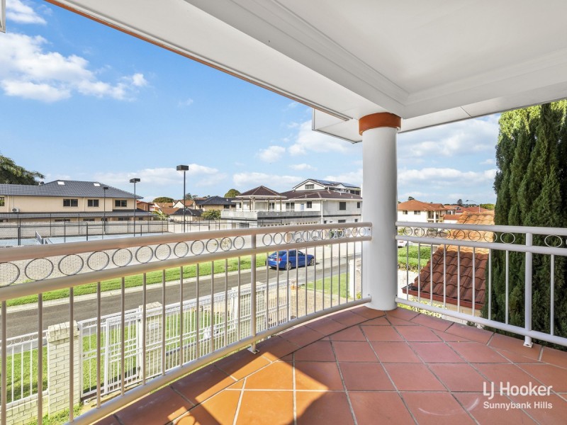 11 Cavallaro Street, Robertson QLD 4109