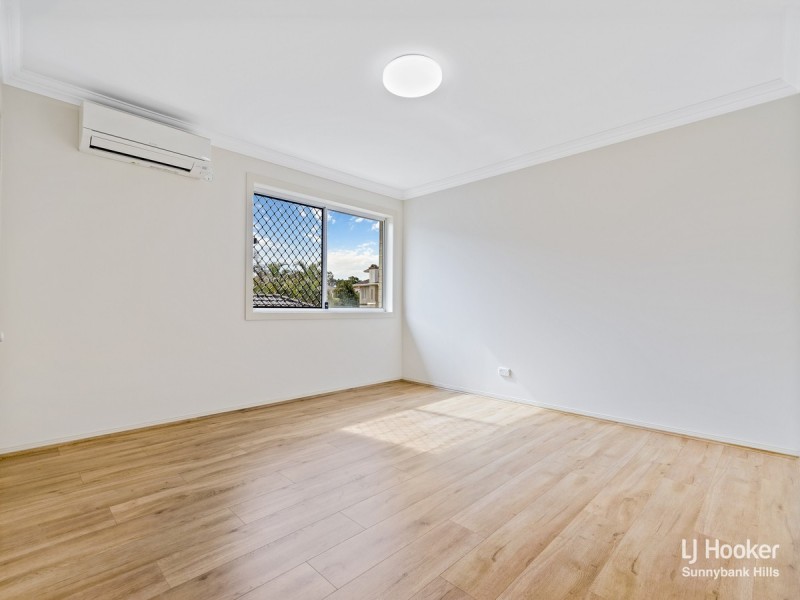 11 Cavallaro Street, Robertson QLD 4109