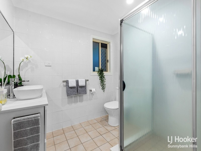 21 Bluebell Place, Calamvale QLD 4116