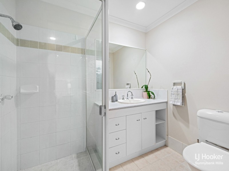 14 Fraser Place, Forest Lake QLD 4078