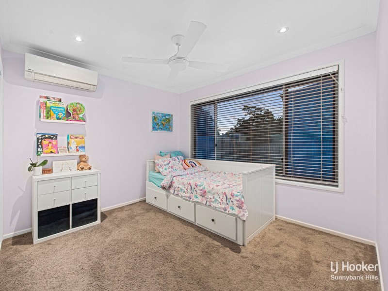 14 Fraser Place, Forest Lake QLD 4078