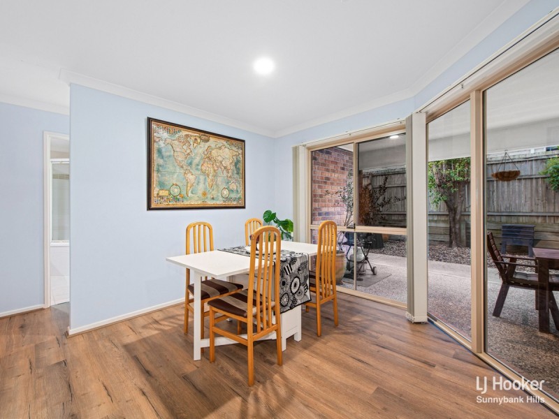 14 Fraser Place, Forest Lake QLD 4078