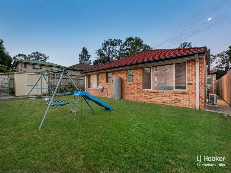 14 Fraser Place, Forest Lake QLD 4078