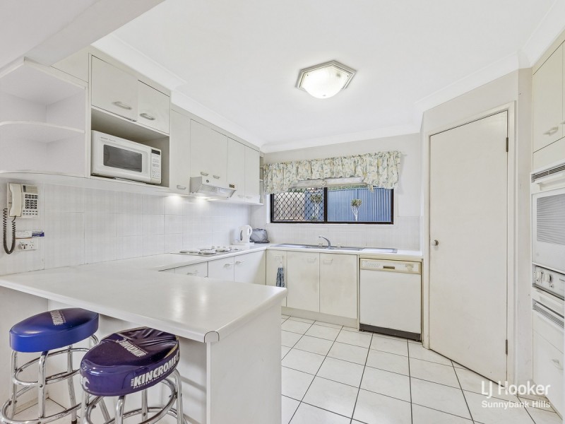 8 Dane Court, Eight Mile Plains QLD 4113