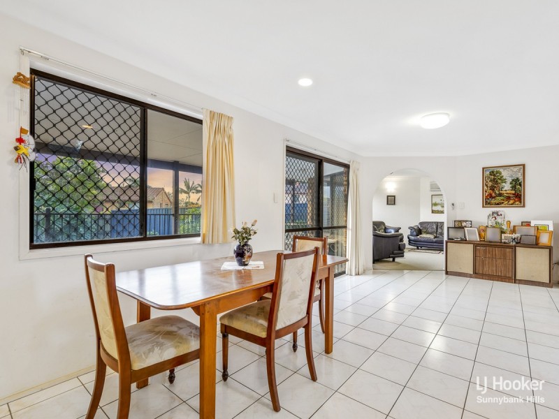 8 Dane Court, Eight Mile Plains QLD 4113