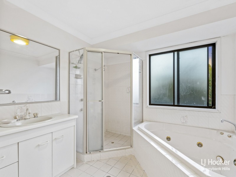 8 Dane Court, Eight Mile Plains QLD 4113