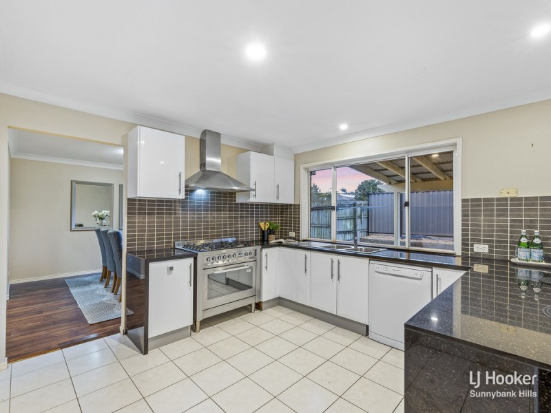 2 Alpinia Place, Calamvale QLD 4116