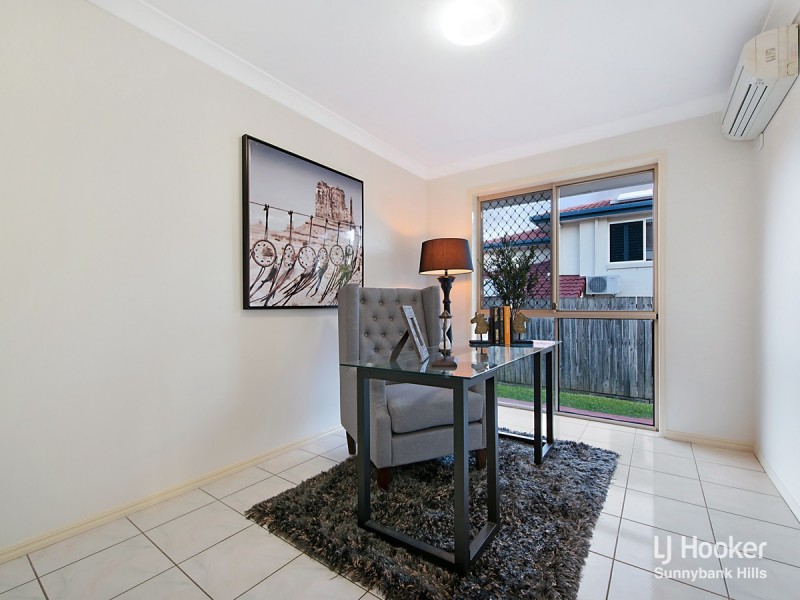 8 Gardenia Close, Stretton QLD 4116