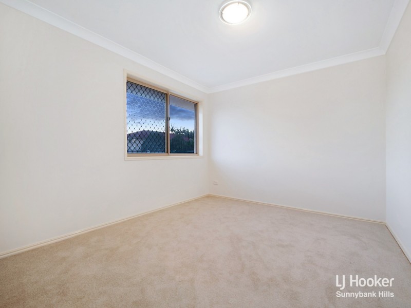 8 Gardenia Close, Stretton QLD 4116