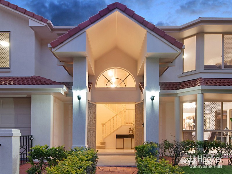 8 Gardenia Close, Stretton QLD 4116