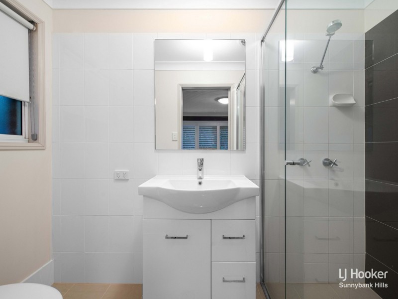 7 St Clair Crescent, Wishart QLD 4122