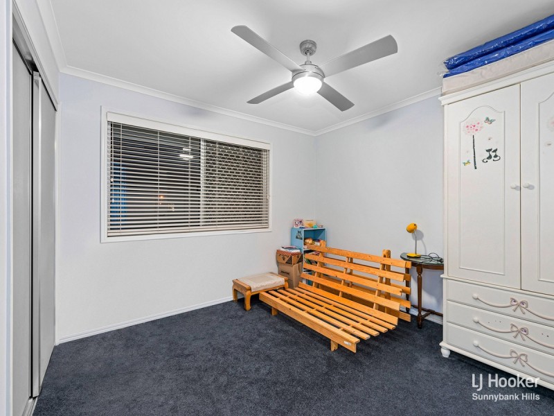 58 St Clair Crescent, Wishart QLD 4122