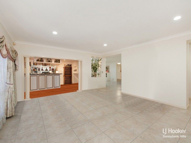 8 Chalmers Place, Sunnybank QLD 4109