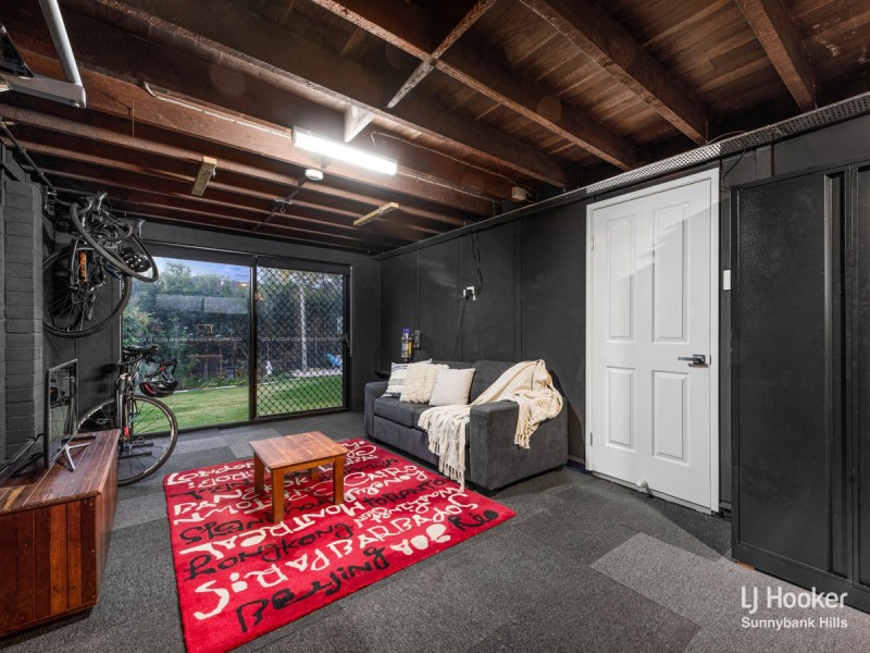 54 Bernecker Street, Carina QLD 4152