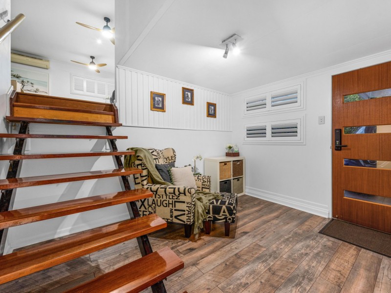 54 Bernecker Street, Carina QLD 4152