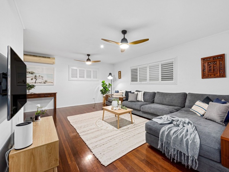 54 Bernecker Street, Carina QLD 4152