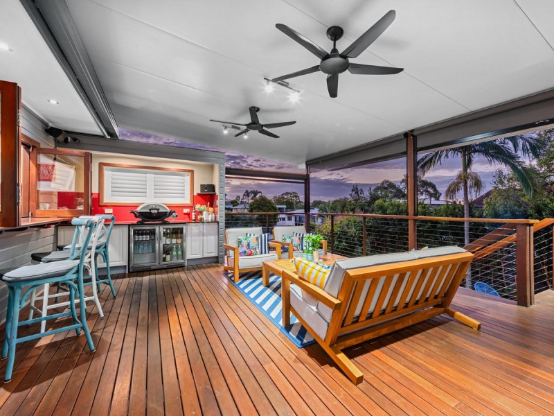 54 Bernecker Street, Carina QLD 4152