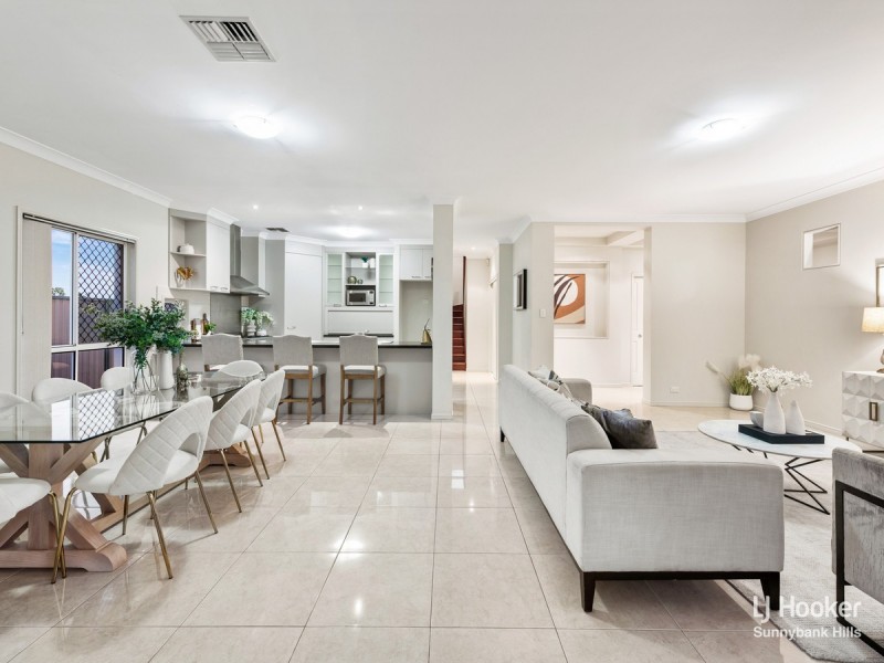 6 Gagarra Street, Eight Mile Plains QLD 4113