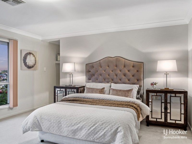 6 Gagarra Street, Eight Mile Plains QLD 4113