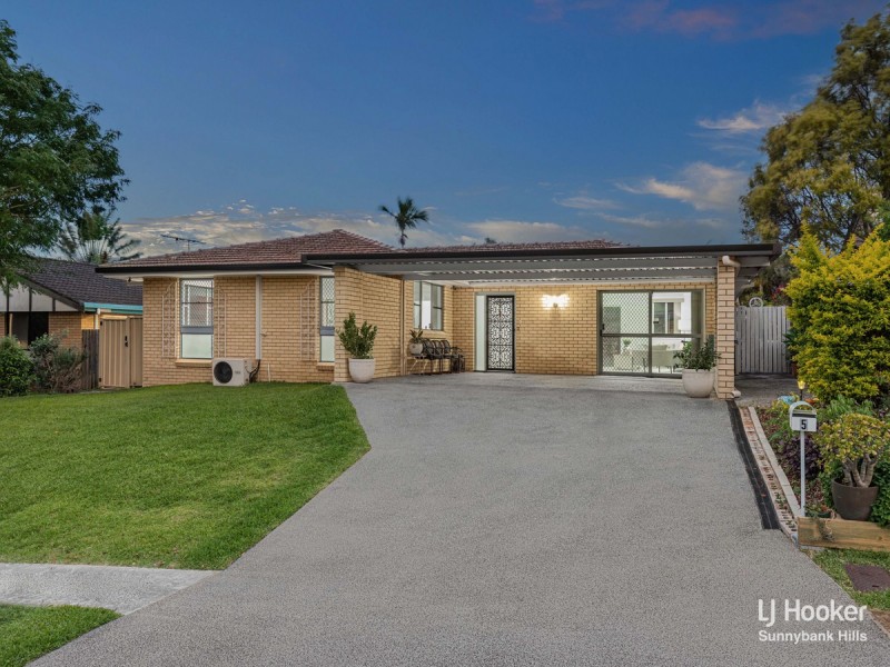 5 Lilyvale Street, Mansfield QLD 4122