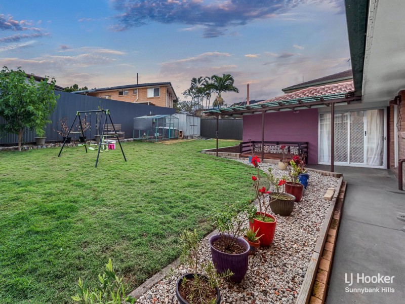 15 Montreal Street, Wishart QLD 4122