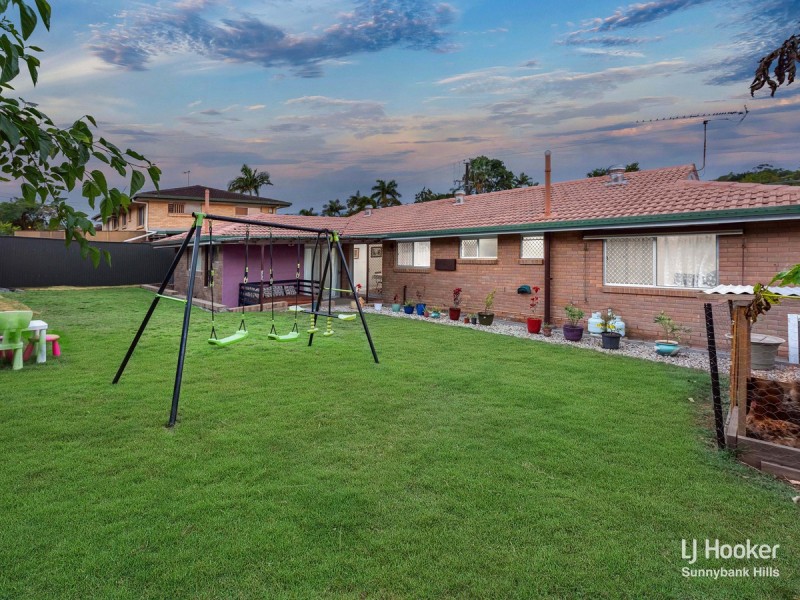 15 Montreal Street, Wishart QLD 4122