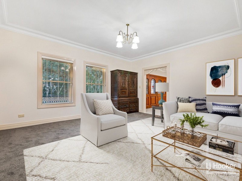 7 Lakkari Street, Eight Mile Plains QLD 4113