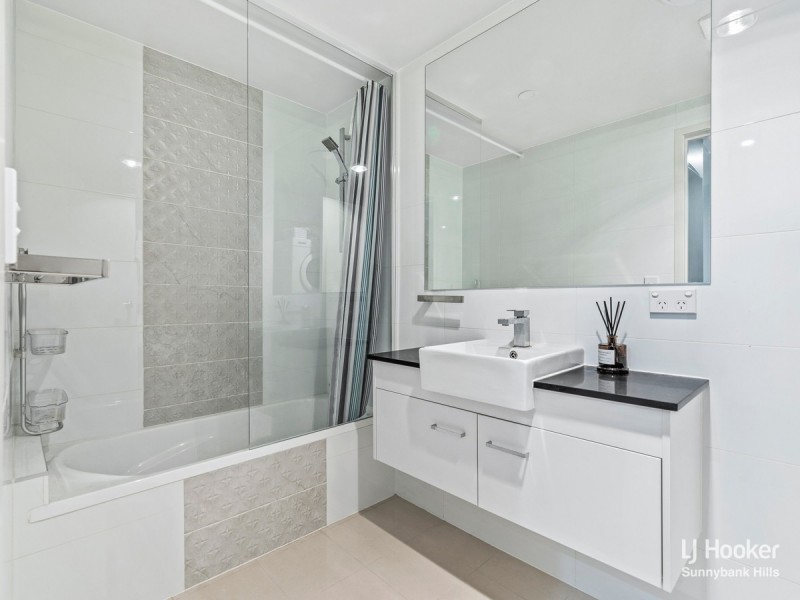 2212/1-5 Cremin Street, Upper Mount Gravatt QLD 4122