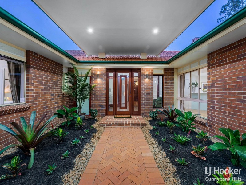 6 Sirius Street, Wishart QLD 4122