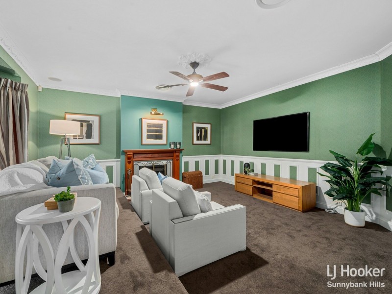 6 Sirius Street, Wishart QLD 4122