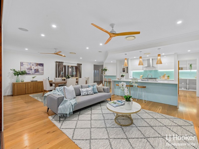 6 Sirius Street, Wishart QLD 4122