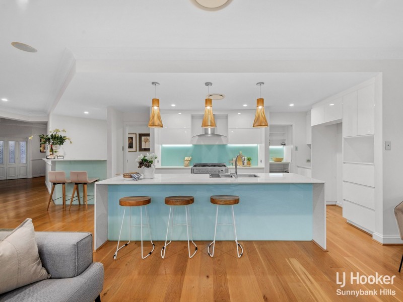 6 Sirius Street, Wishart QLD 4122