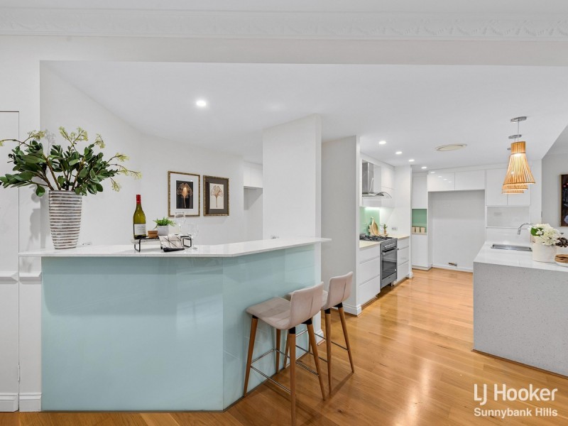 6 Sirius Street, Wishart QLD 4122