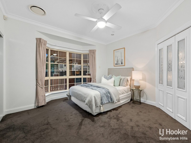 6 Sirius Street, Wishart QLD 4122