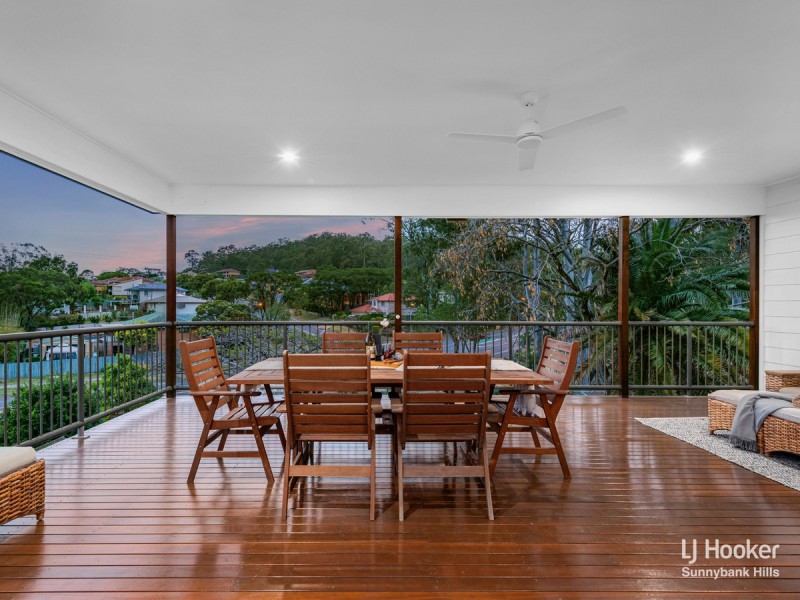 16 Canopus Street, Coorparoo QLD 4151