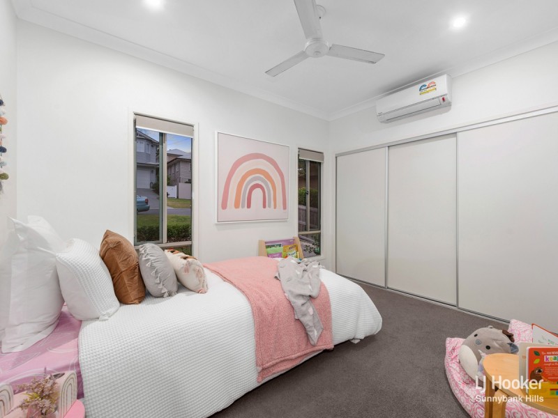 16 Canopus Street, Coorparoo QLD 4151