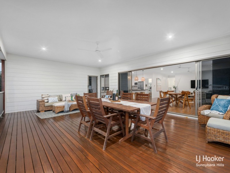 16 Canopus Street, Coorparoo QLD 4151