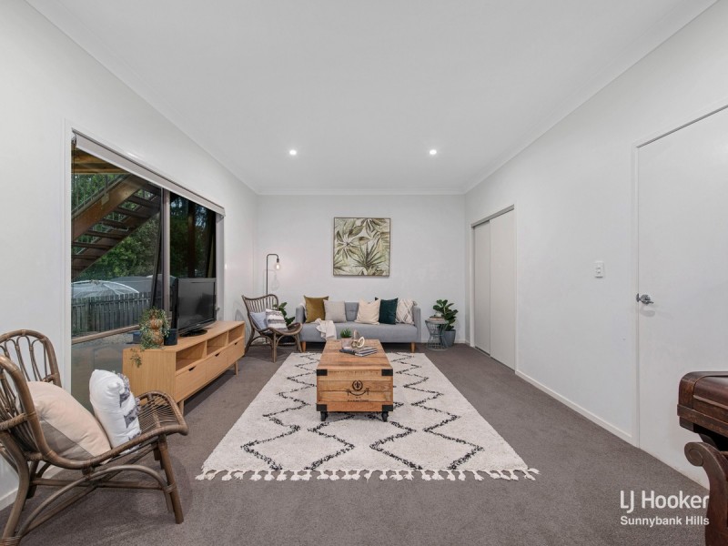 16 Canopus Street, Coorparoo QLD 4151