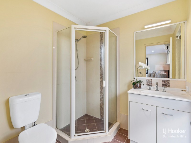 17 Hastings Close, Calamvale QLD 4116