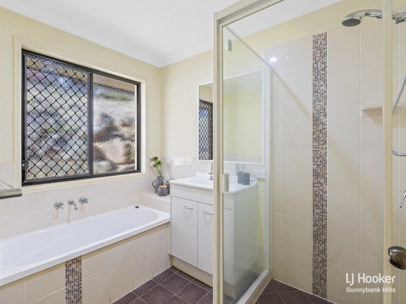 17 Hastings Close, Calamvale QLD 4116