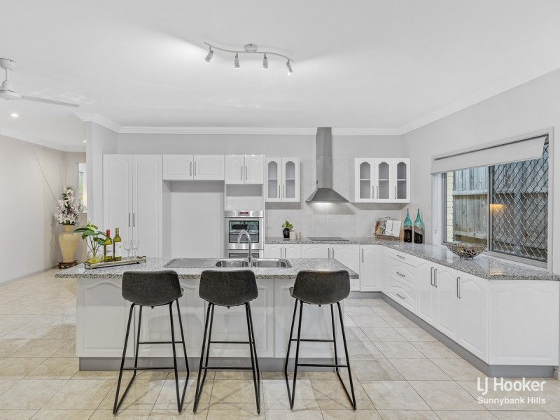 5 Harvey Place, Calamvale QLD 4116