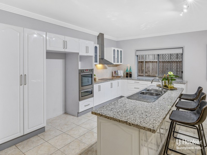 5 Harvey Place, Calamvale QLD 4116