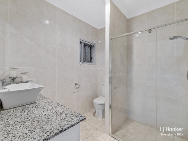 5 Harvey Place, Calamvale QLD 4116