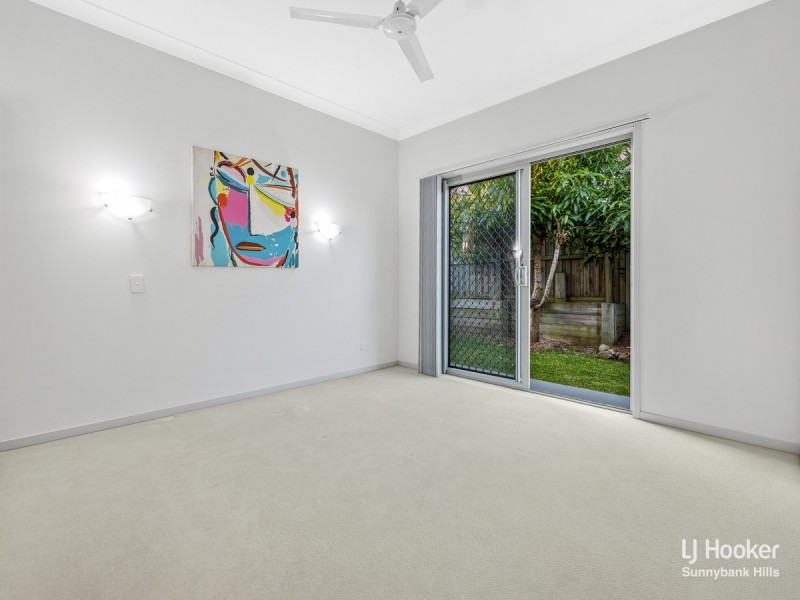 5 Harvey Place, Calamvale QLD 4116