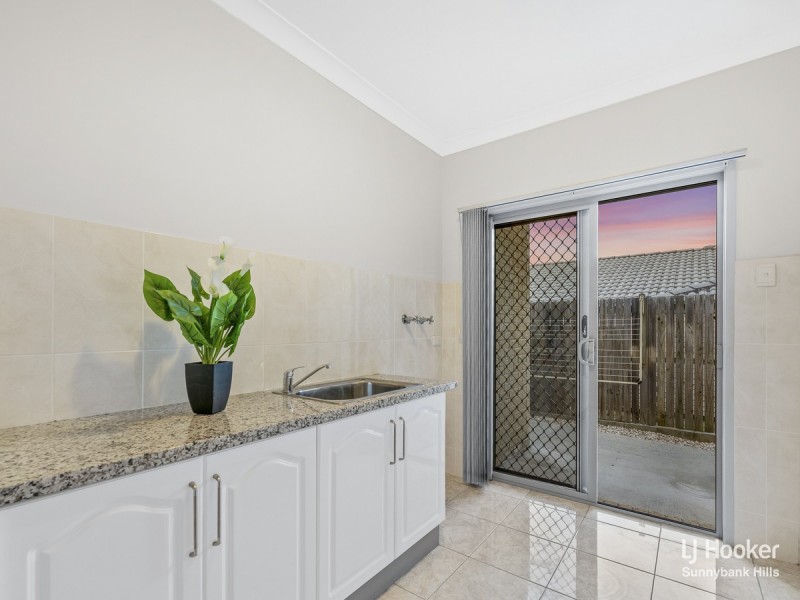 5 Harvey Place, Calamvale QLD 4116