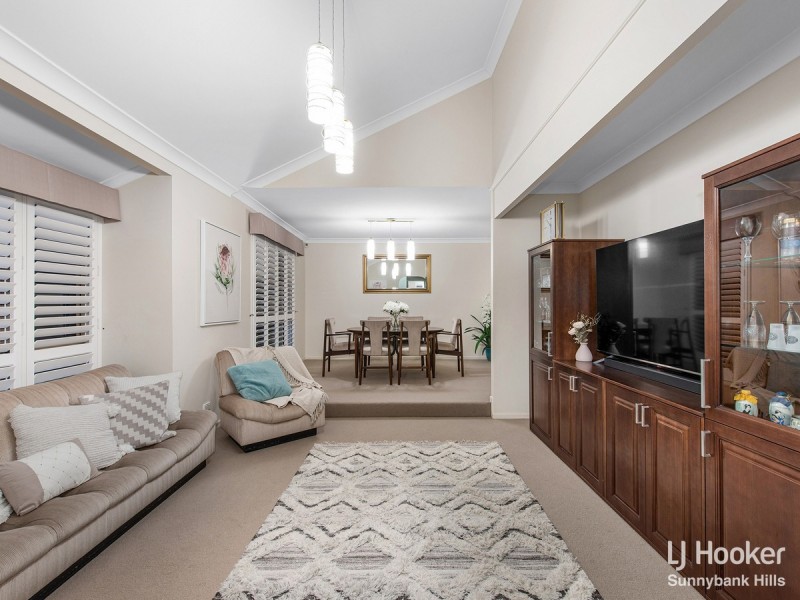 48 Greenwood Street, Wishart QLD 4122