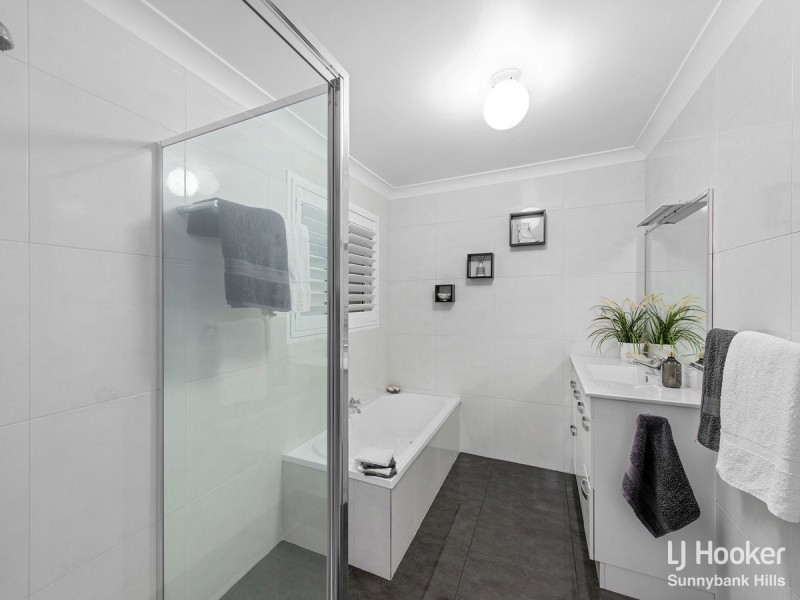 48 Greenwood Street, Wishart QLD 4122