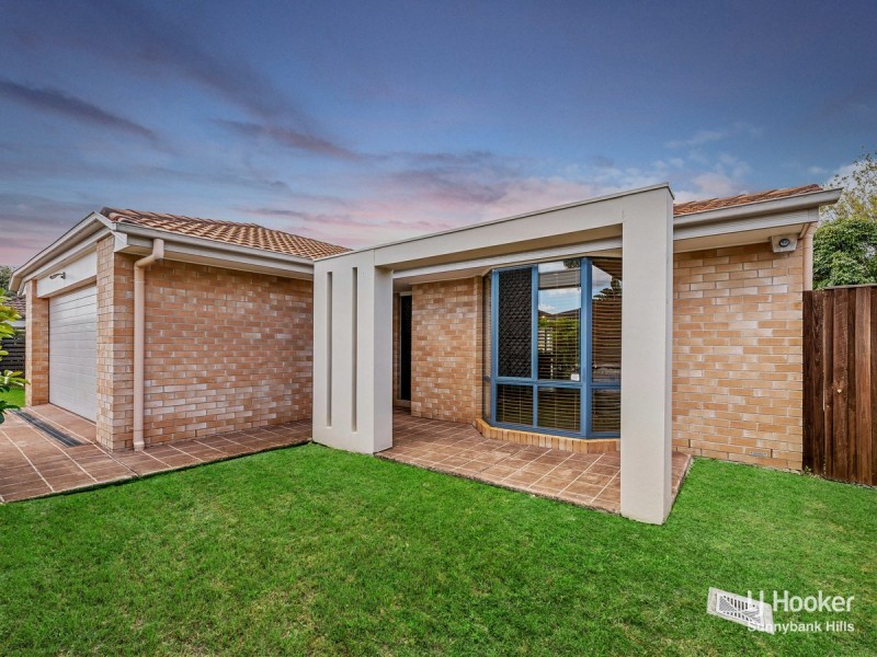 35 Mapelton Circuit, Parkinson QLD 4115