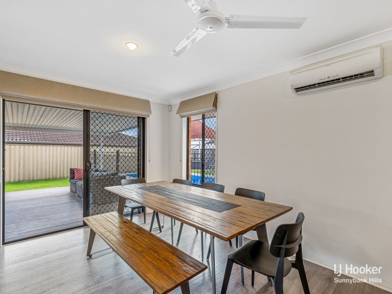 35 Mapelton Circuit, Parkinson QLD 4115